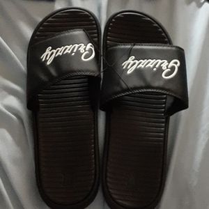 Grizzly grip athletic slides